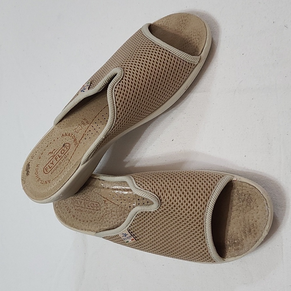 Fly Flot Womens Sandals Slides Tan Anatomic Anti-Shock Soles Sz 38/7.5 GUC‎